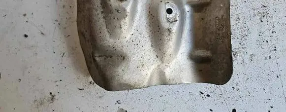 Volvo XC90 Heat shield in engine bay 30729556