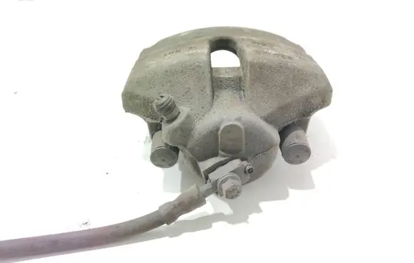 Volkswagen PASSAT B7 Front brake caliper