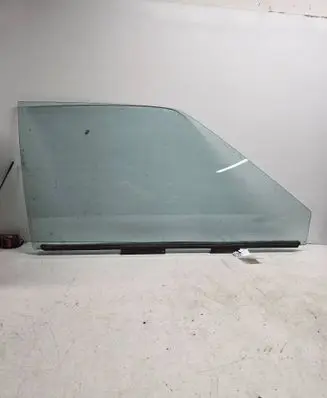 Renault Fuego Front door window/glass (coupe) 