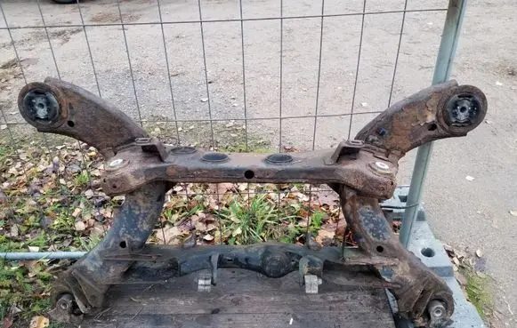 Chrysler 300 - 300C Rear subframe 