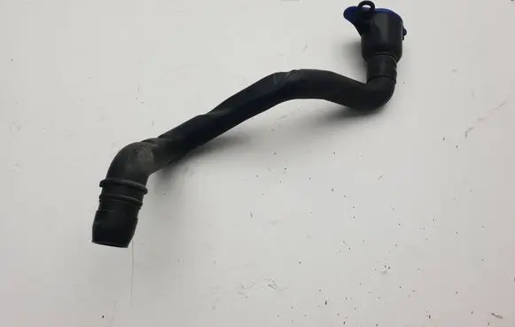 Volvo XC70 Windshield washer fluid reservoir/tank 30699202