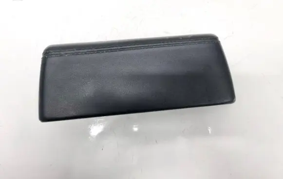 Tesla Model S Armrest 102424008A 1024240-08-A