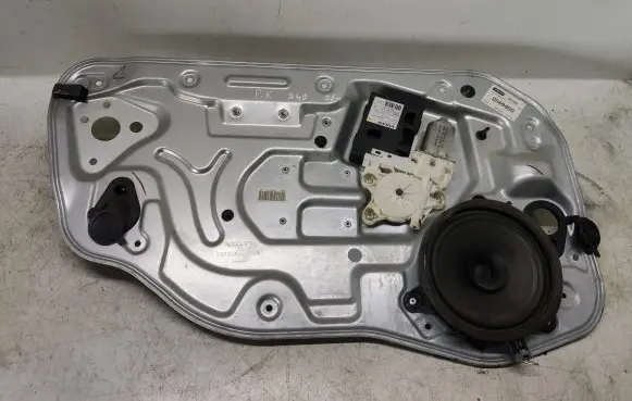 Volvo S40 Front door window regulator with motor