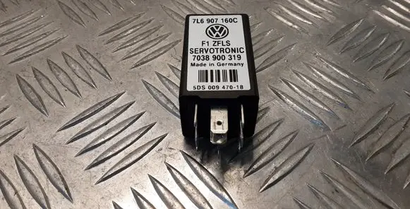 Volkswagen Touareg I Other relay 7L6907160C