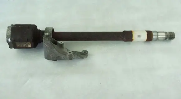 Chrysler 300 - 300C Front driveshaft P05085097AC