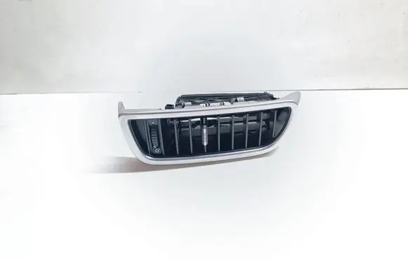 Porsche Cayenne (92A) Dash center air vent grill 7P5819728A