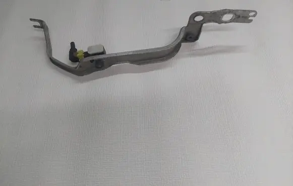 Audi A6 S6 C7 4G Headlight/headlamp mounting bracket 4G0807592