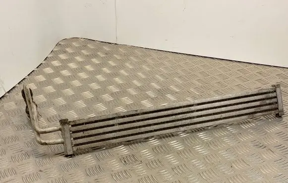 Engine oil radiator