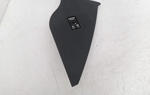 Passenger airbag on/off switch