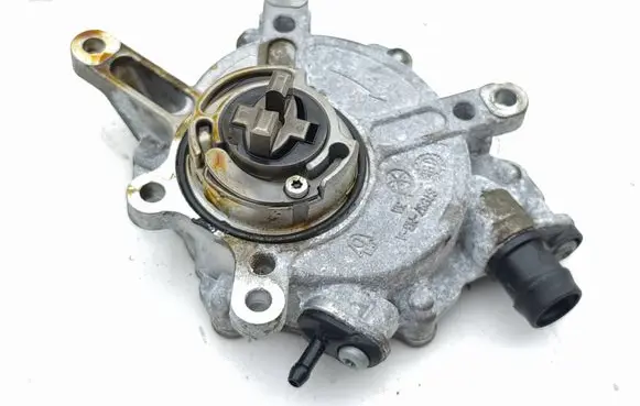 Mercedes-Benz GLC AMG Vacuum pump A2760101715 421598F253