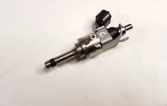 Mazda CX-5 II Fuel injector PAMB13250 10G1306986