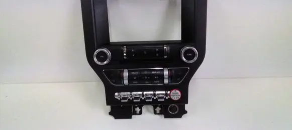 Ford Mustang VI Climate control unit GR3T18E245DD