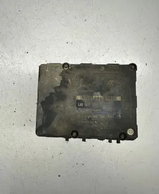 Volkswagen Golf IV ABS Pump 1J0907379G 1J0614117C
