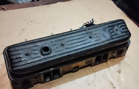 Rocker cam cover