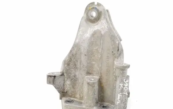 Mercedes-Benz SLK R172 Engine mounting bracket A6512234004