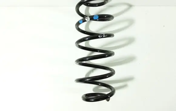 Toyota Auris 150 Rear coil spring