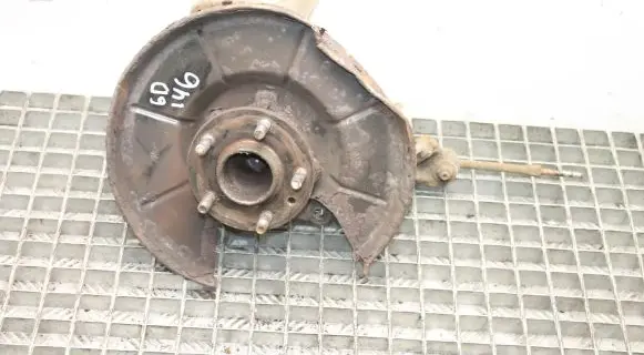Ford Kuga I Rear wheel hub