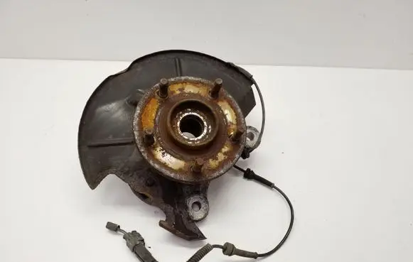 Chrysler Town & Country V Front wheel hub 05154214AA 04743576AB