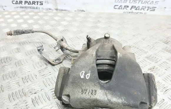 Opel Zafira A Front brake caliper