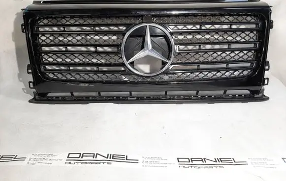 Mercedes-Benz G W463 2nd Gen Front bumper upper radiator grill A4638880400