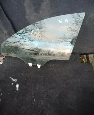 Mazda 6 Front door window glass four-door 43R00014