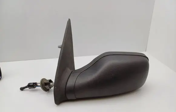Peugeot 106 Manual wing mirror 010112