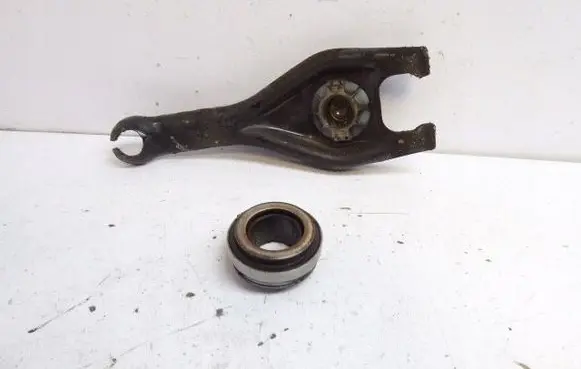 Citroen Berlingo Clutch release arm fork 280820