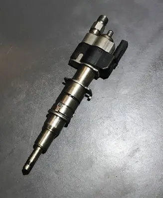 Fuel injector