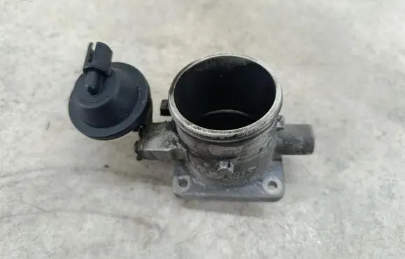 Hyundai Santa Fe Throttle body valve 3510027XXX