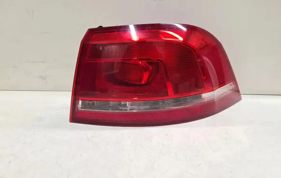 Volkswagen PASSAT B7 Rear/tail lights 3AF945096C E12990 605002