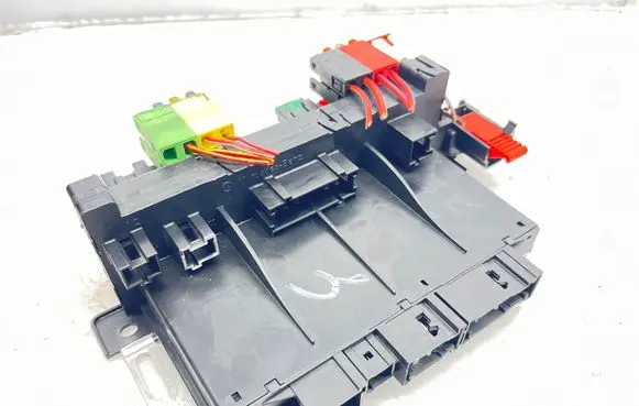 Mercedes-Benz S W220 Fuse box set A0315451632