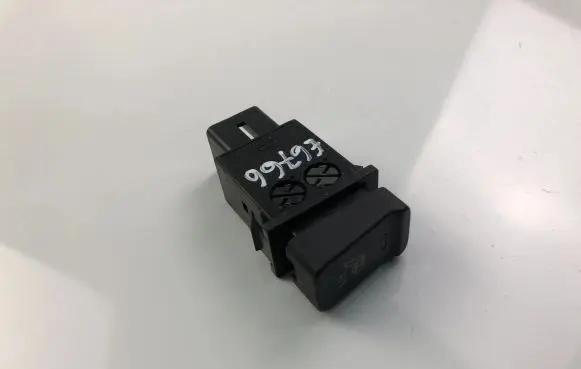 Hyundai Santa Fe Seat heating switch 864W0171