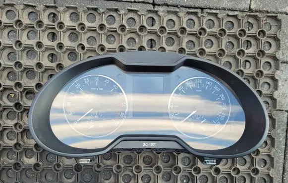 Skoda Octavia Mk3 (5E) Speedometer (instrument cluster) 5E0920751C 5F0260