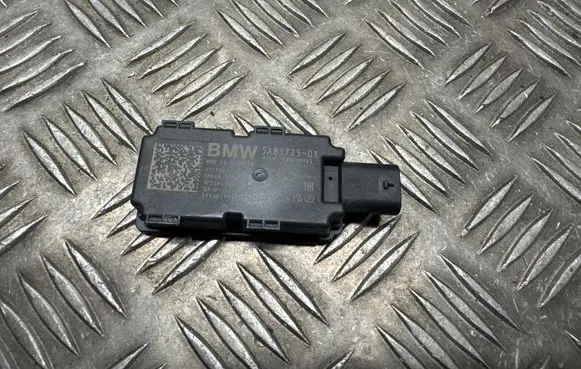 BMW X6 G06 Aerial antenna amplifier 5A81725