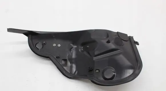 Volkswagen Touareg II Heat shield in engine bay 7P6819511B
