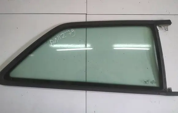Audi A3 S3 8P Rear side window AS2
