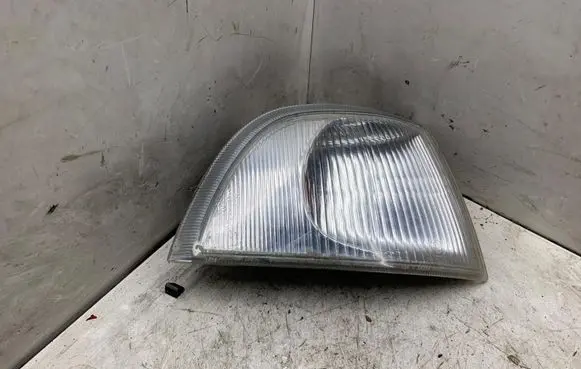 Volvo S40, V40 Front indicator light 185321B
