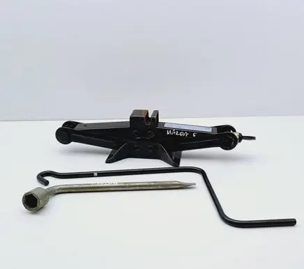 Mazda 6 Lift Jack 