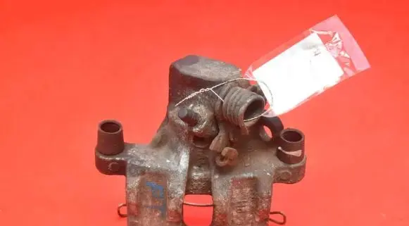Mazda 3 I Rear brake caliper
