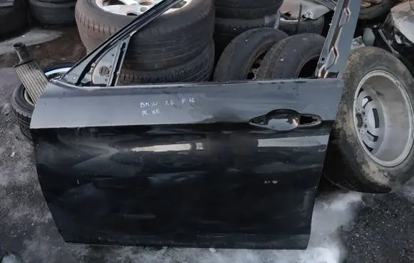 BMW X6 F16 Front door