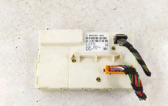 Mercedes-Benz E C207 W207 Comfort/convenience module 2079003700 2079003600