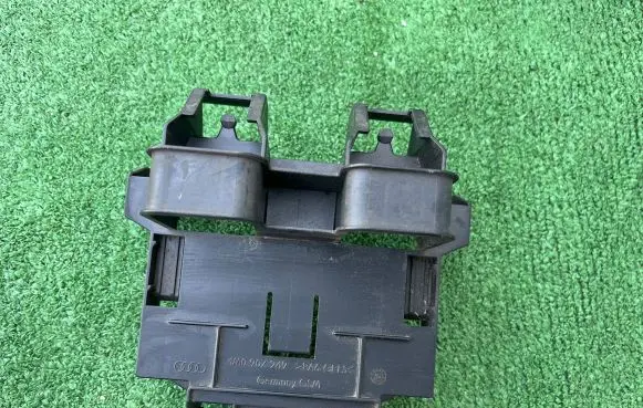 Audi Q7 4M Other interior part 4M0907249