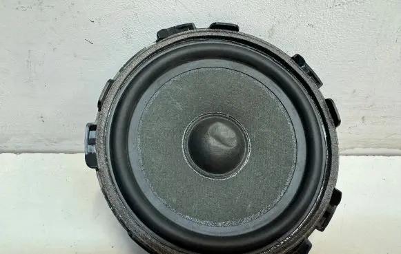 Mercedes-Benz E W213 Panel speaker A2058201002