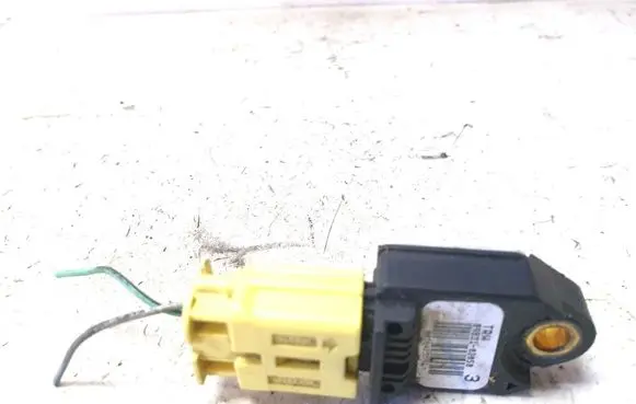 Toyota Corolla E120 E130 Airbag deployment crash/impact sensor 8983102050