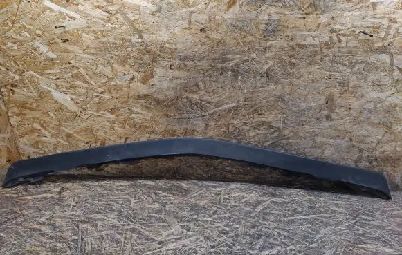 Mercedes-Benz SL R107 Front bumper splitter molding 1078800744