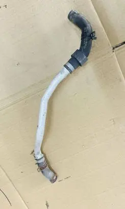 Mercedes-Benz C W205 Engine coolant pipe/hose A2058303302