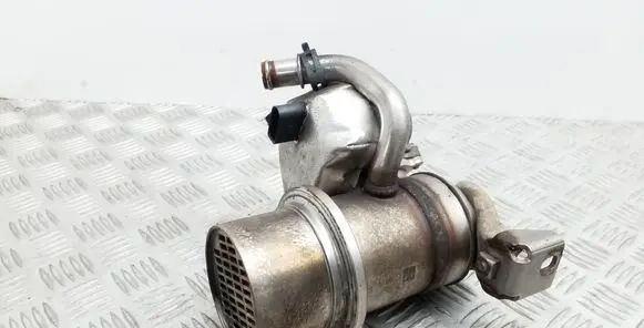 Skoda Octavia Mk3 (5E) EGR valve cooler 04L131512D