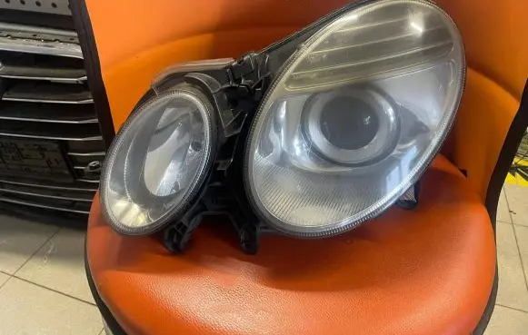 Mercedes-Benz E W211 Headlight/headlamp