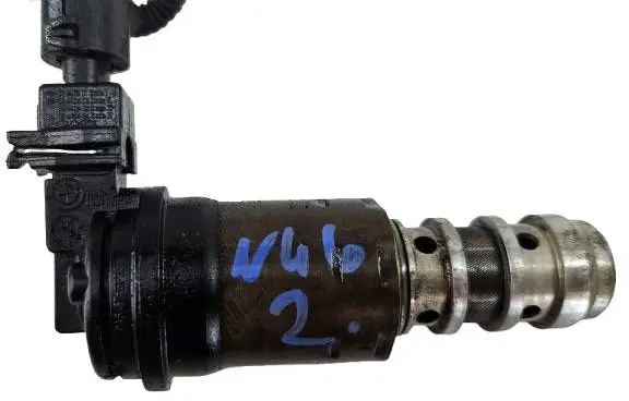 BMW 3 E90 E91 Camshaft vanos timing valve 1707323