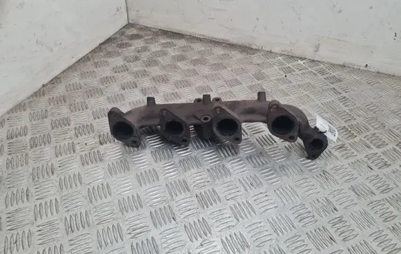 KIA Sorento Exhaust manifold